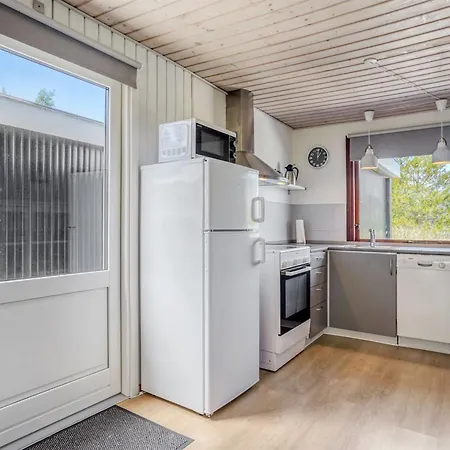 Halfdan - 1-1km From The Sea By Interhome Molby