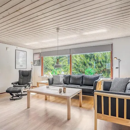 Ferienhaus Halfdan - 1-1km From The Sea By Interhome